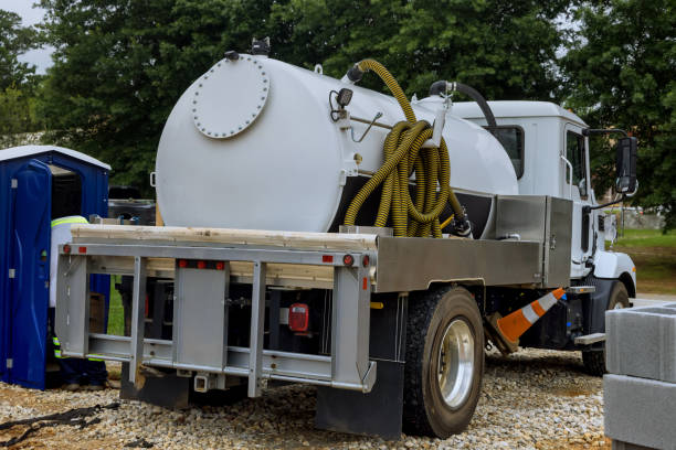 Best Restroom trailer rental cost  in Clarion, IA
